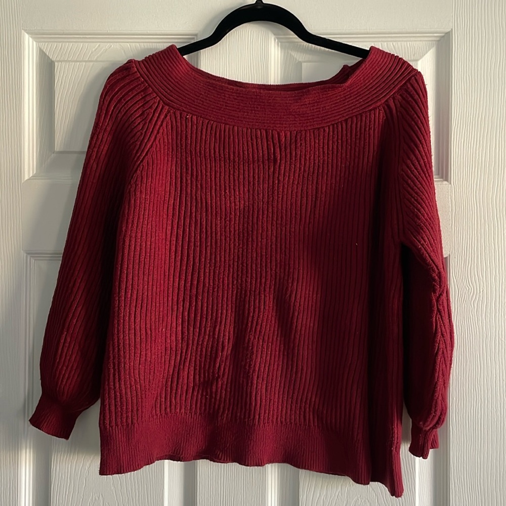 Women's sweater